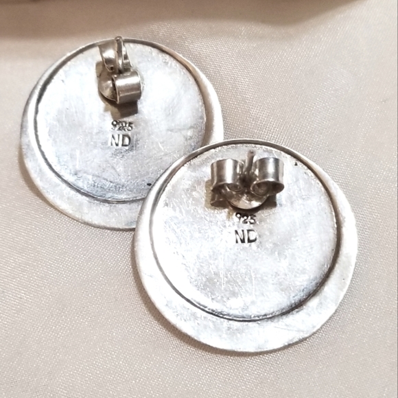 Vintage Modernist Era Sterling Onyx Earrings - Picture 4 of 4